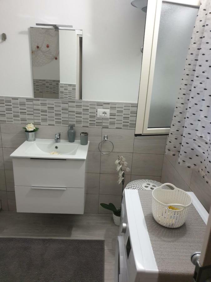 La Petite Maison Lägenhet Syrakusa Exteriör bild
