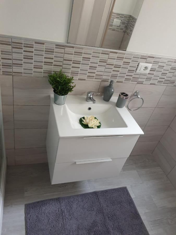 La Petite Maison Lägenhet Syrakusa Exteriör bild