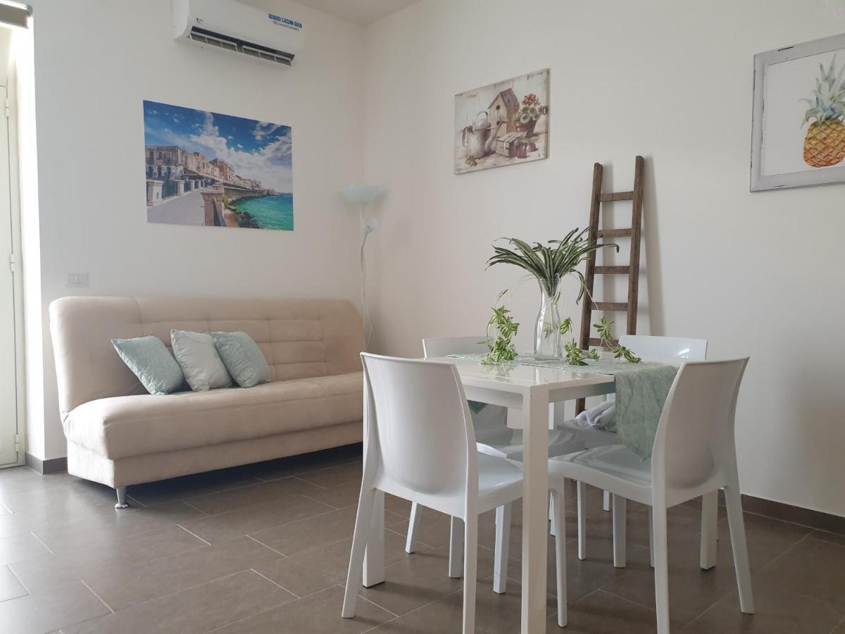 La Petite Maison Lägenhet Syrakusa Exteriör bild