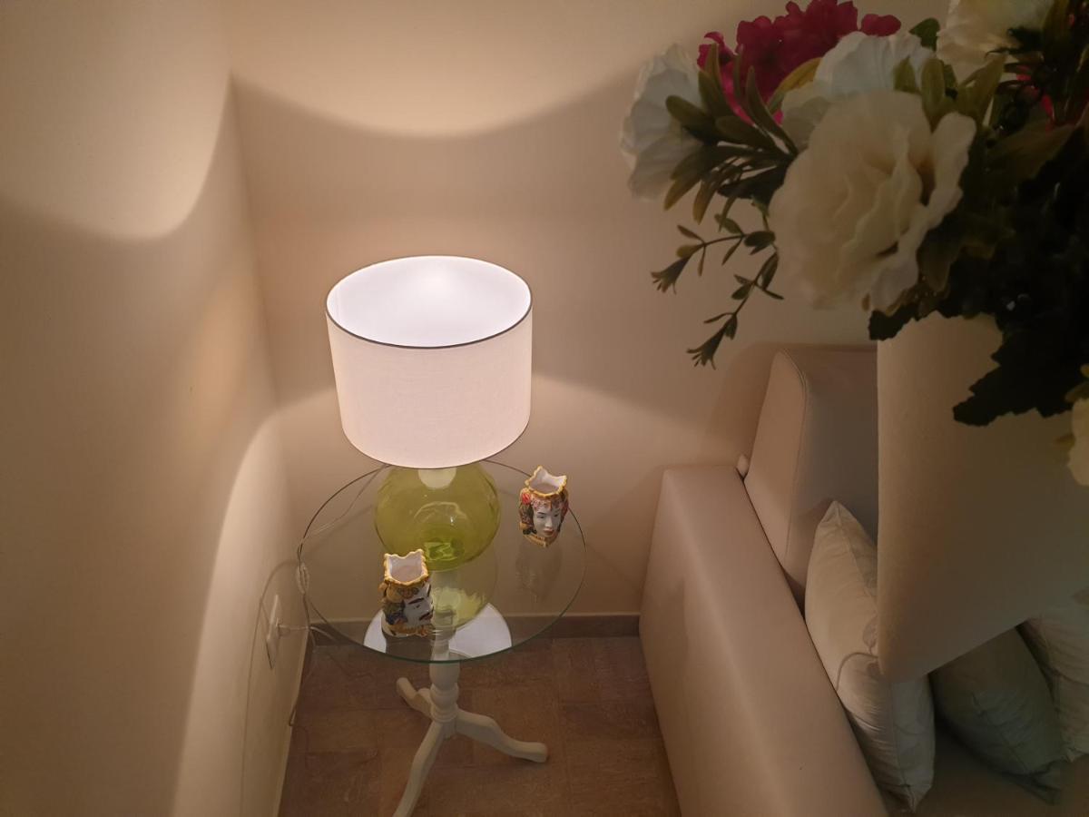 La Petite Maison Lägenhet Syrakusa Exteriör bild